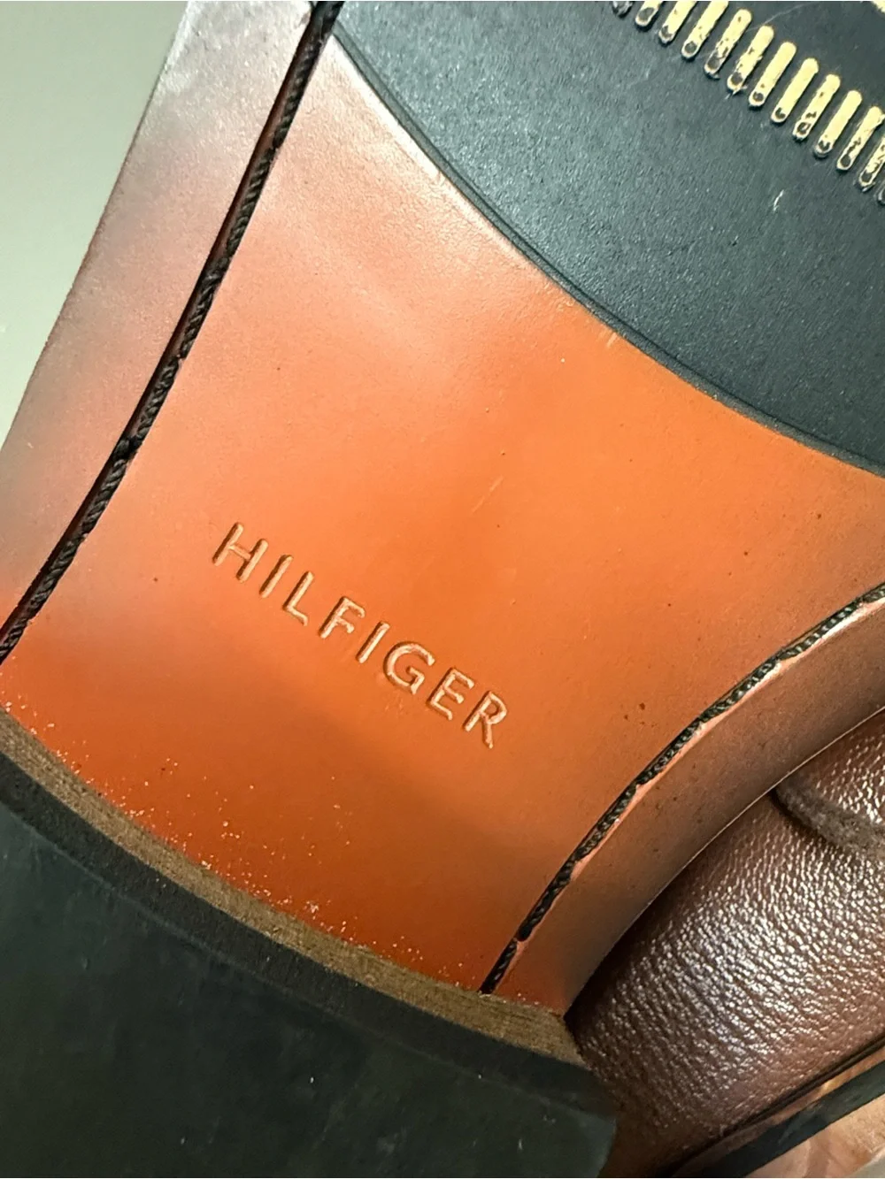 Tommy Hilfiger Men’s 8 Brown‎ Leather Cap Toe Chukka Boots